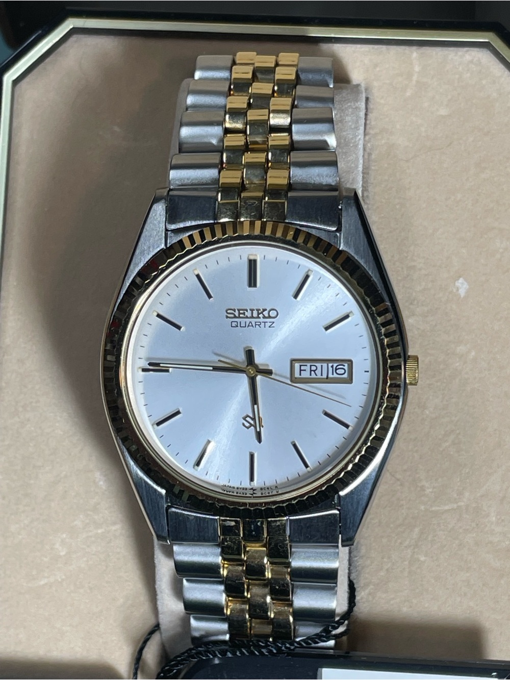 Men’s Seiko Two-Tone Silver and Gold Quartz Watch with White Dial